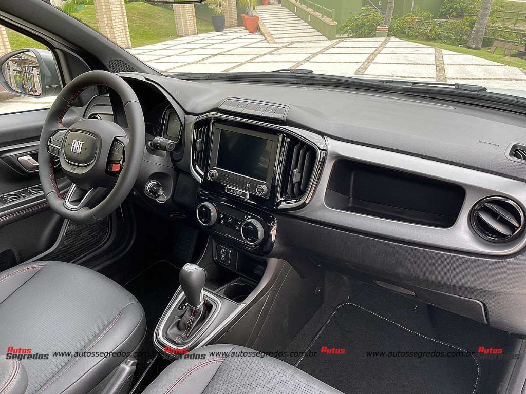Fiat Strada Ultra Turbo 200 2024
