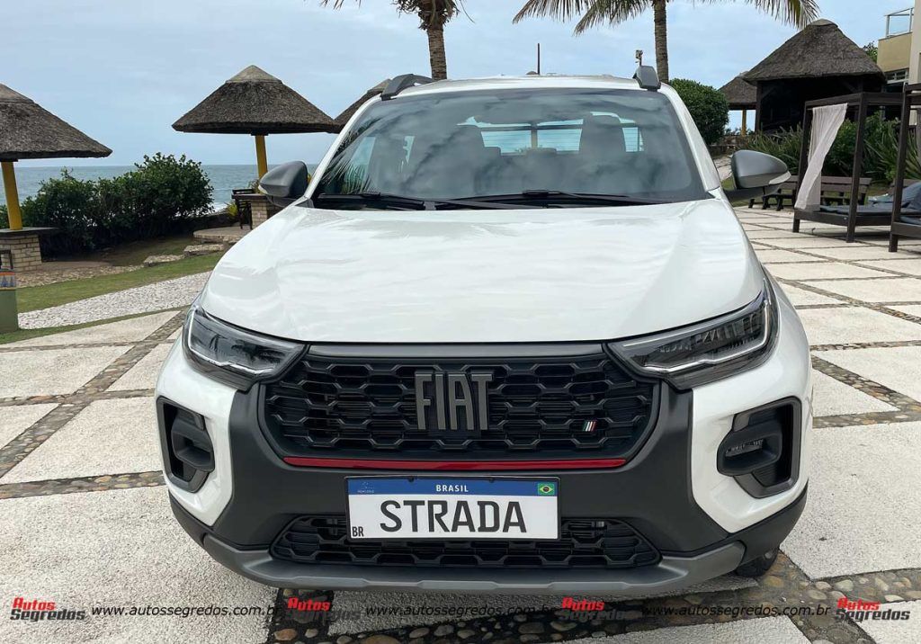 Fiat Strada Ultra Turbo 200 2024