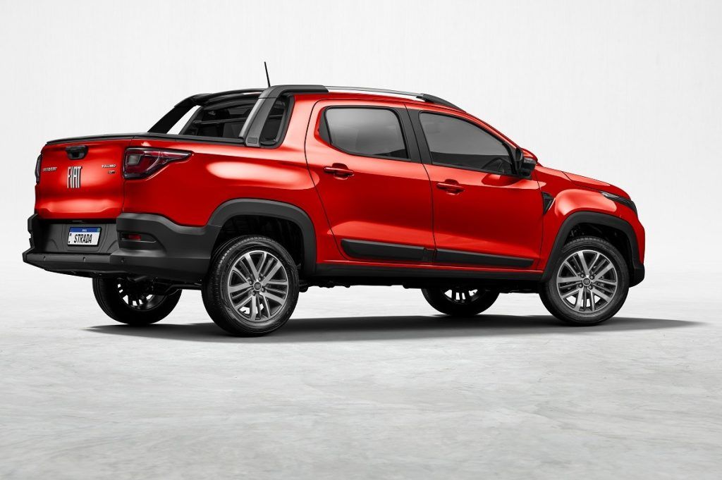 Fiat Strada Volcano Cabine Dupla 2024