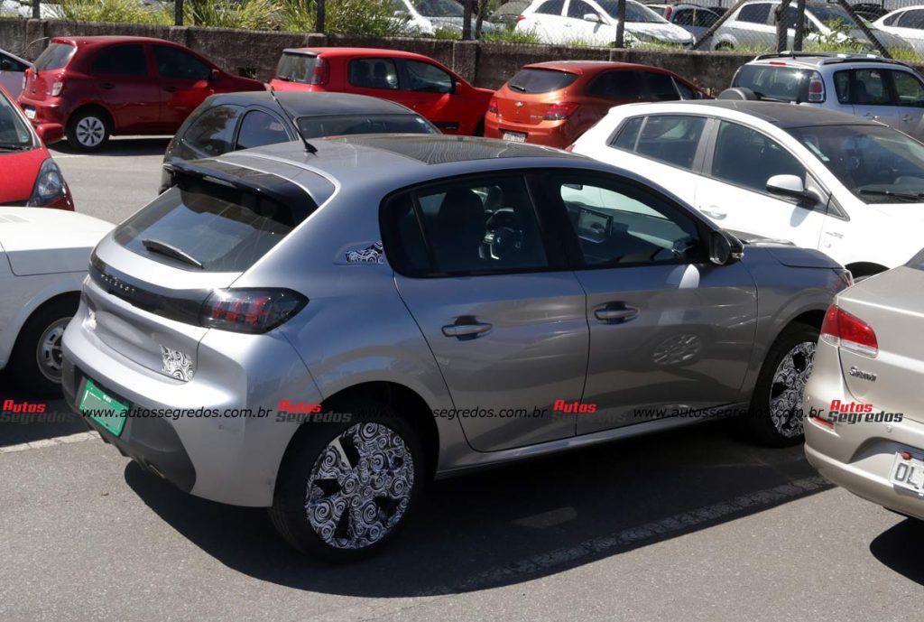 Peugeot 208 Style T200 2024