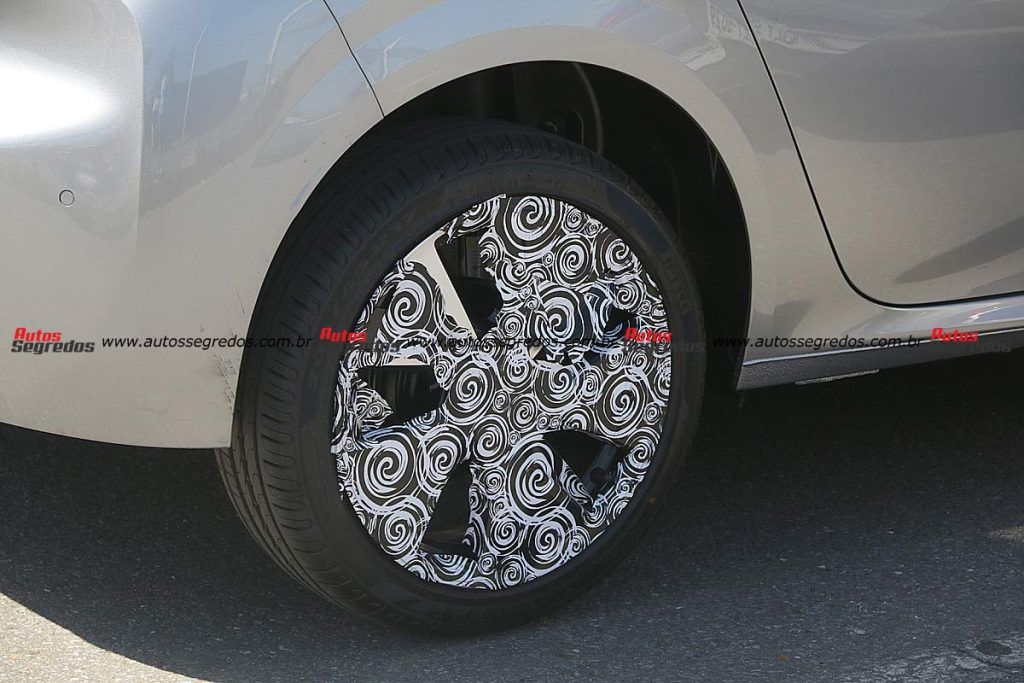 Peugeot 208 Style T200 2024