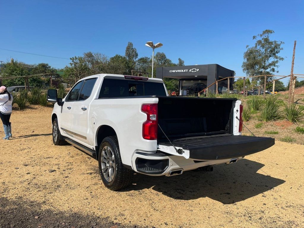 Chevrolet Silverado High Country 2024