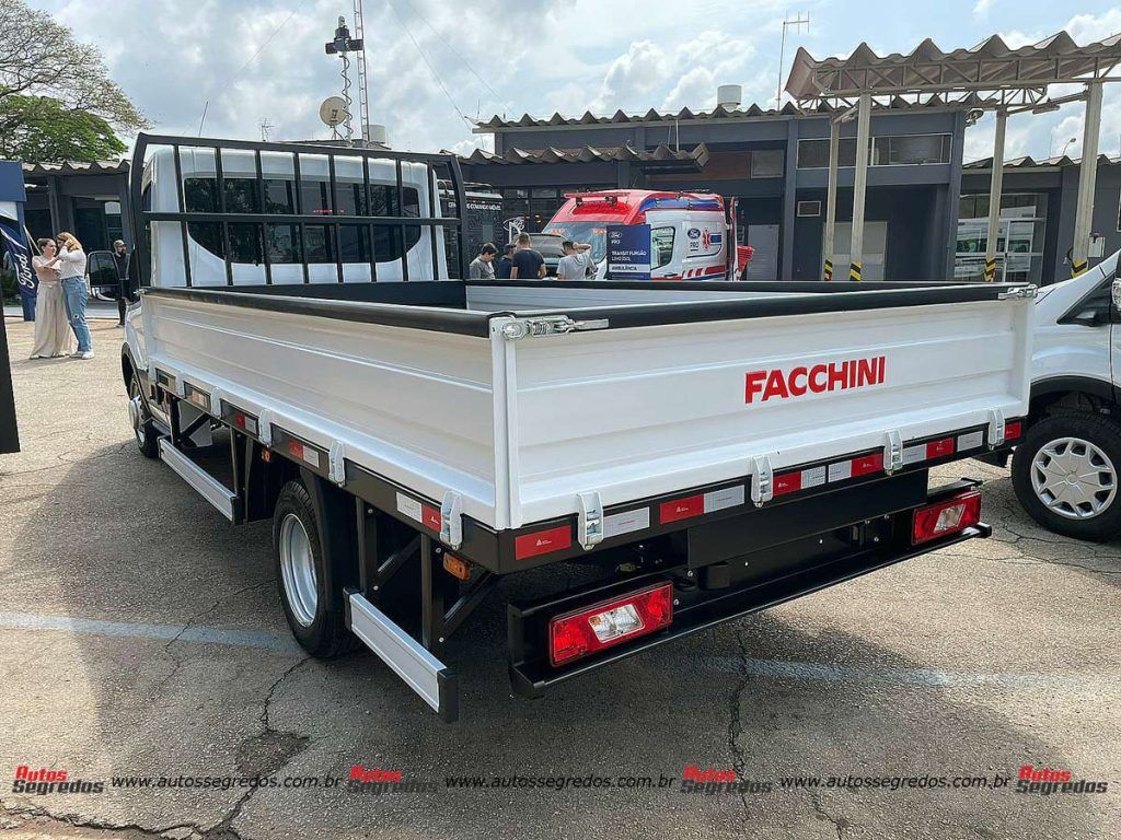 Ford Transit Chassi 2024