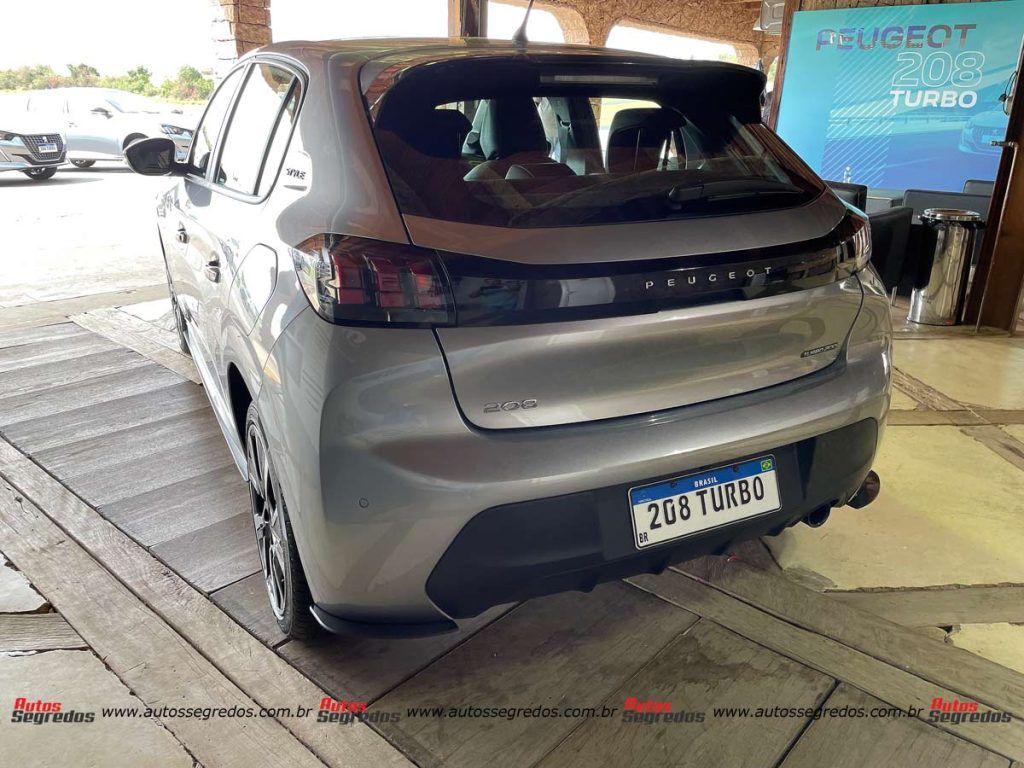 Peugeot 208 Style Turbo 200 2024 