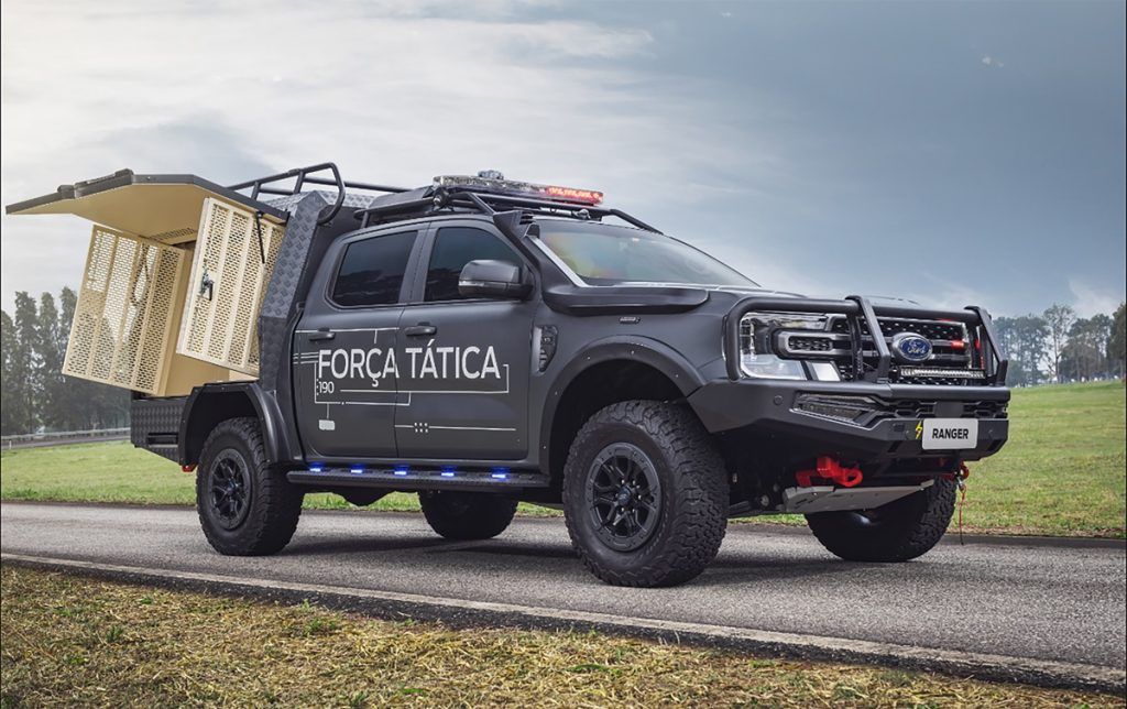 Uma Ford Ranger XLS 3.0 V6 4WD foi transformada em carro de polícia para ser exibida na no COP Internacional – Congresso de Operações Policiais que foi realizado neste mês no São Paulo Expo.