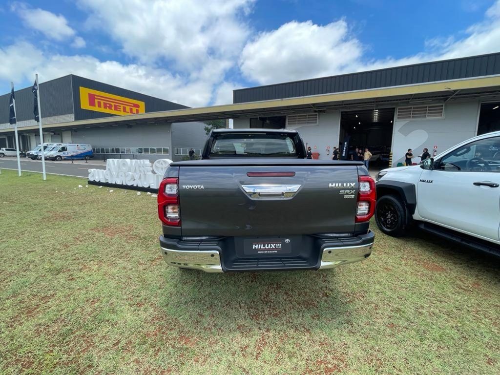 Toyota Hilux SRX Plus 2024  