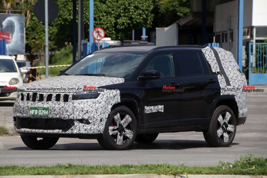 Jeep Commander BlackHawk 2025