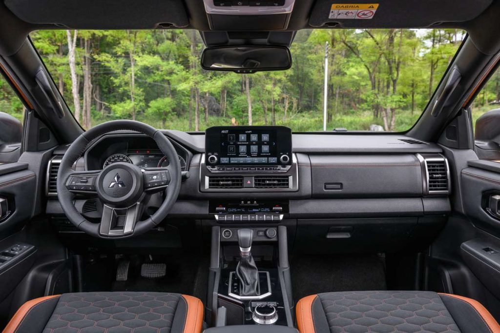 Nova Mitsubishi L200 Triton 2025