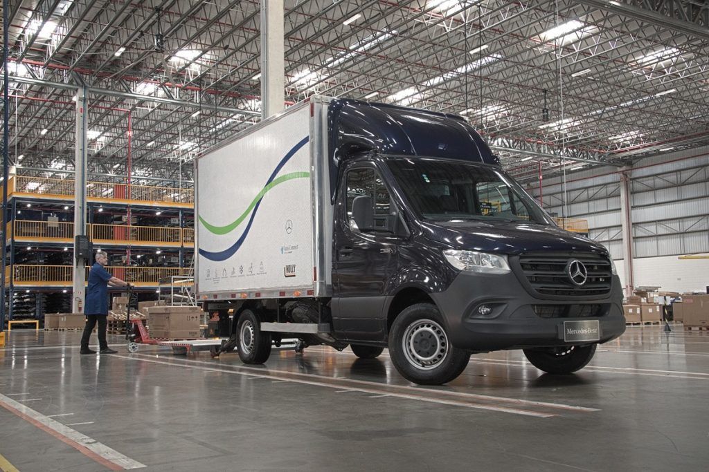Mercedes-Benz Sprinter Truck 417