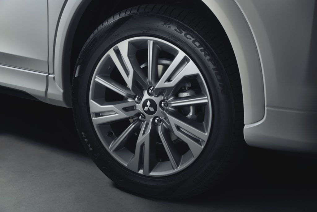 Mitsubishi Eclipse Cross série especial Rush