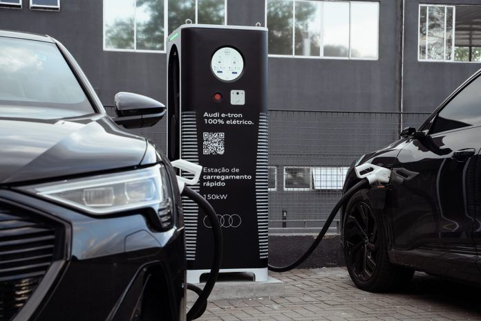 Audi do Brasil lança aplicativo exclusivo que integra rede de carregadores elétricos no Brasil