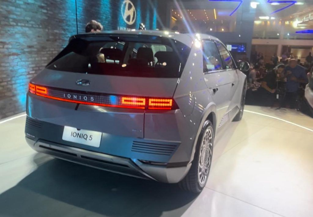 Traseira do Hyundai Ioniq 5, que chega com Palisade ao Brasil