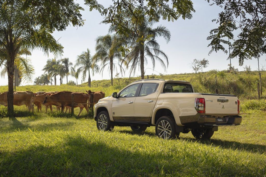 Mitsubishi L200 Triton Terra