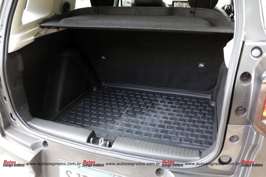 porta-malas do Citroën C3 Aircross Shine Turbo 200 2025