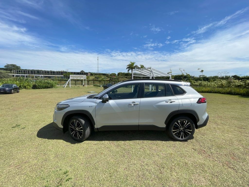 Toyota Corolla Cross XRX Hybrid 2025 