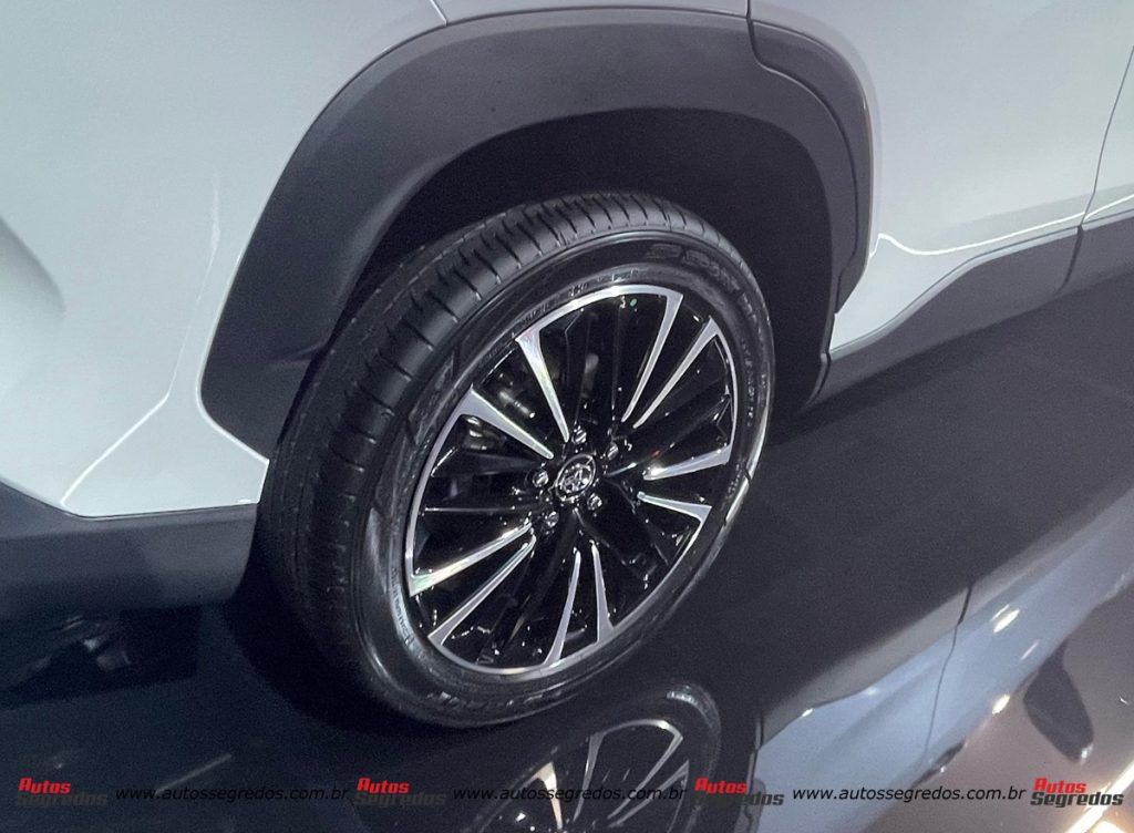 Toyota Corolla Cross XRX Hybrid 2025
