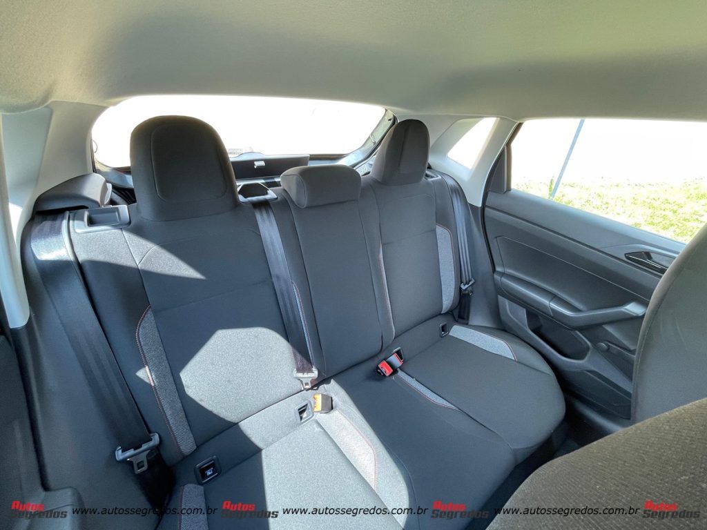 banco traseiro do Volkswagen Polo Robust 2025
