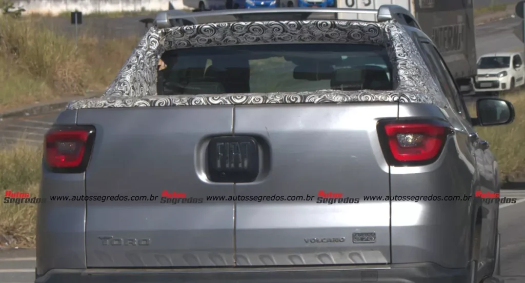  Fiat Toro Ultra Turbo Flex 2025  