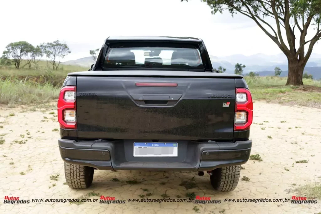 Toyota Hilux GR-Sport 