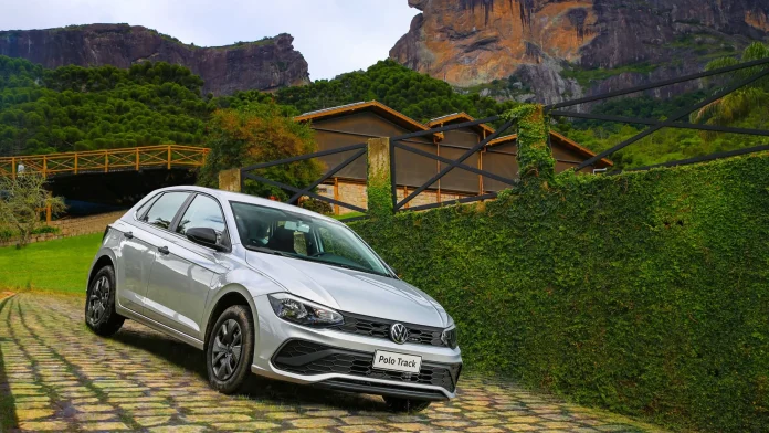 VW Polo prata