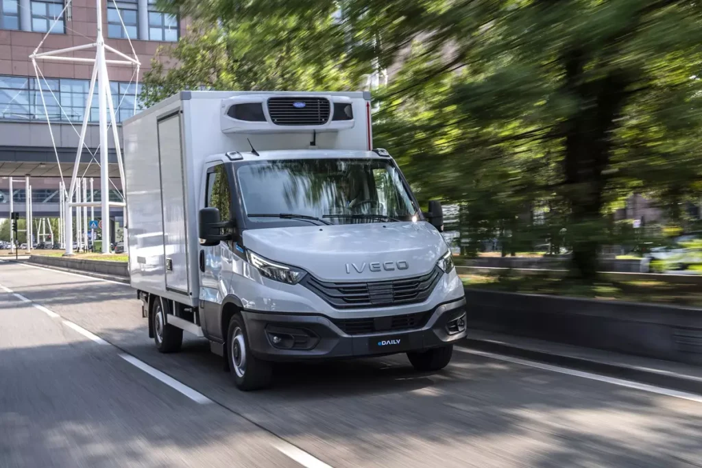 Novo IVECO eDaly chassi cabine  