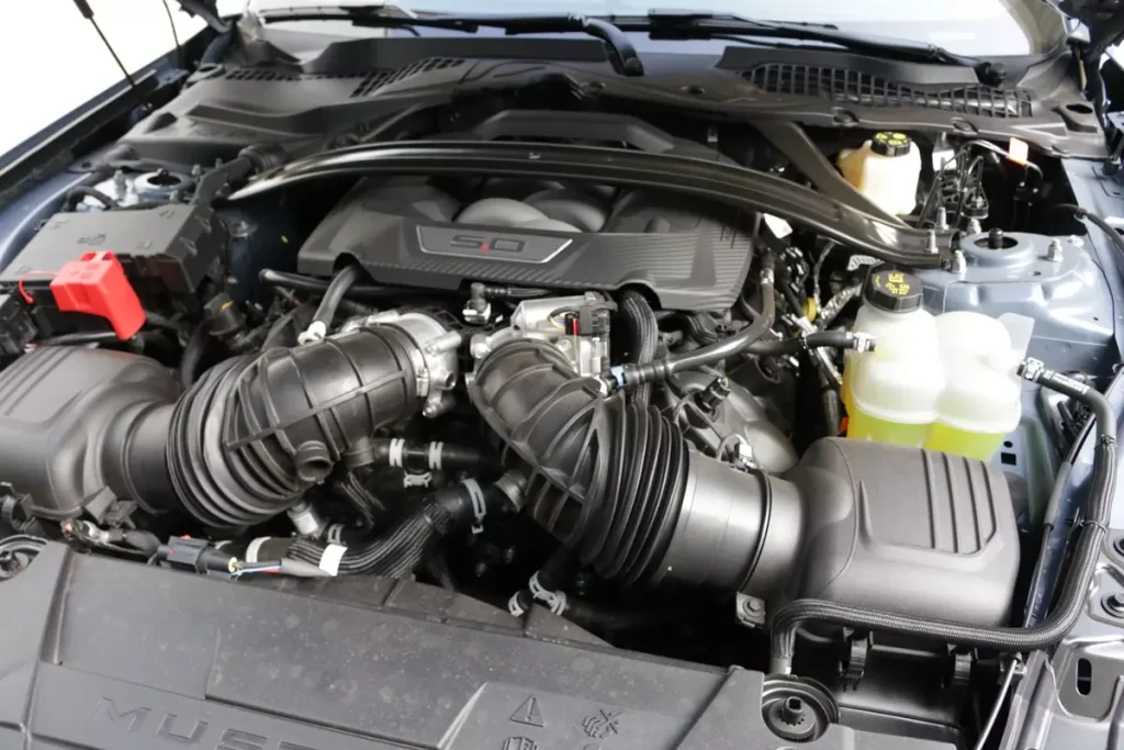 Motor 5.0 V8 do Ford Mustang GT 2024