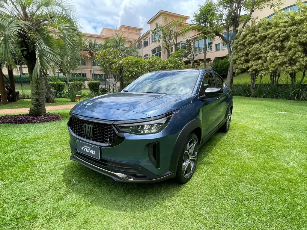 Fiat Fastback Impetus T200 Hybrid 2025