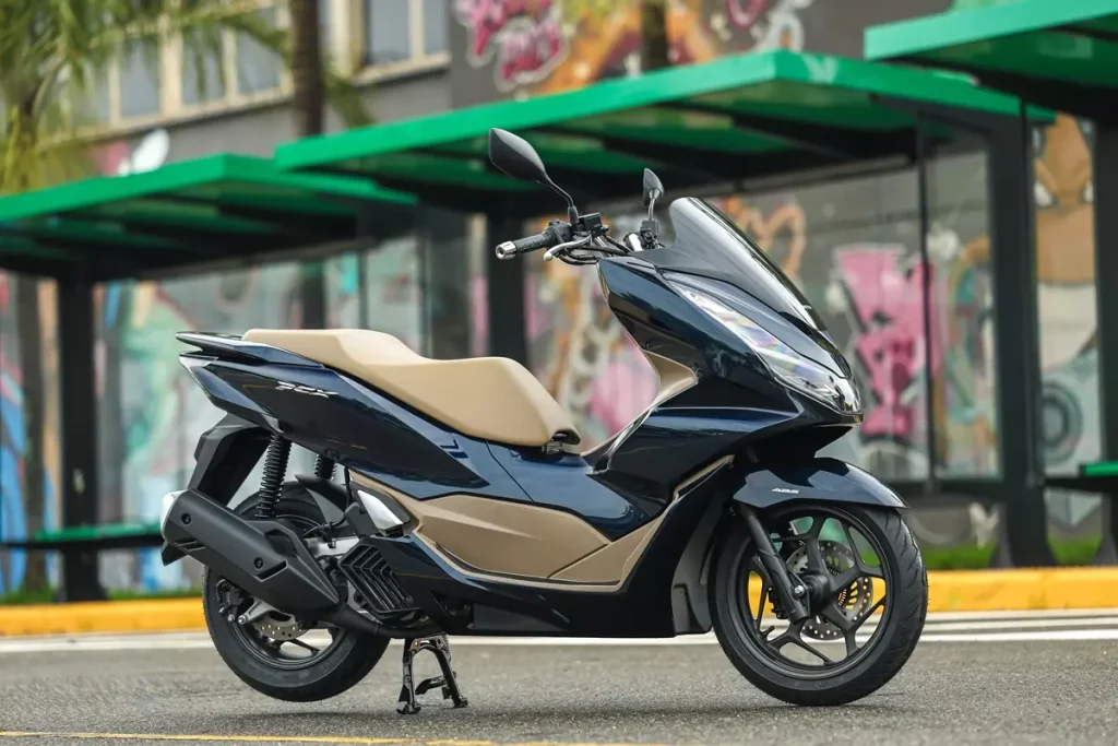 Honda PCX 160 DLX 2025