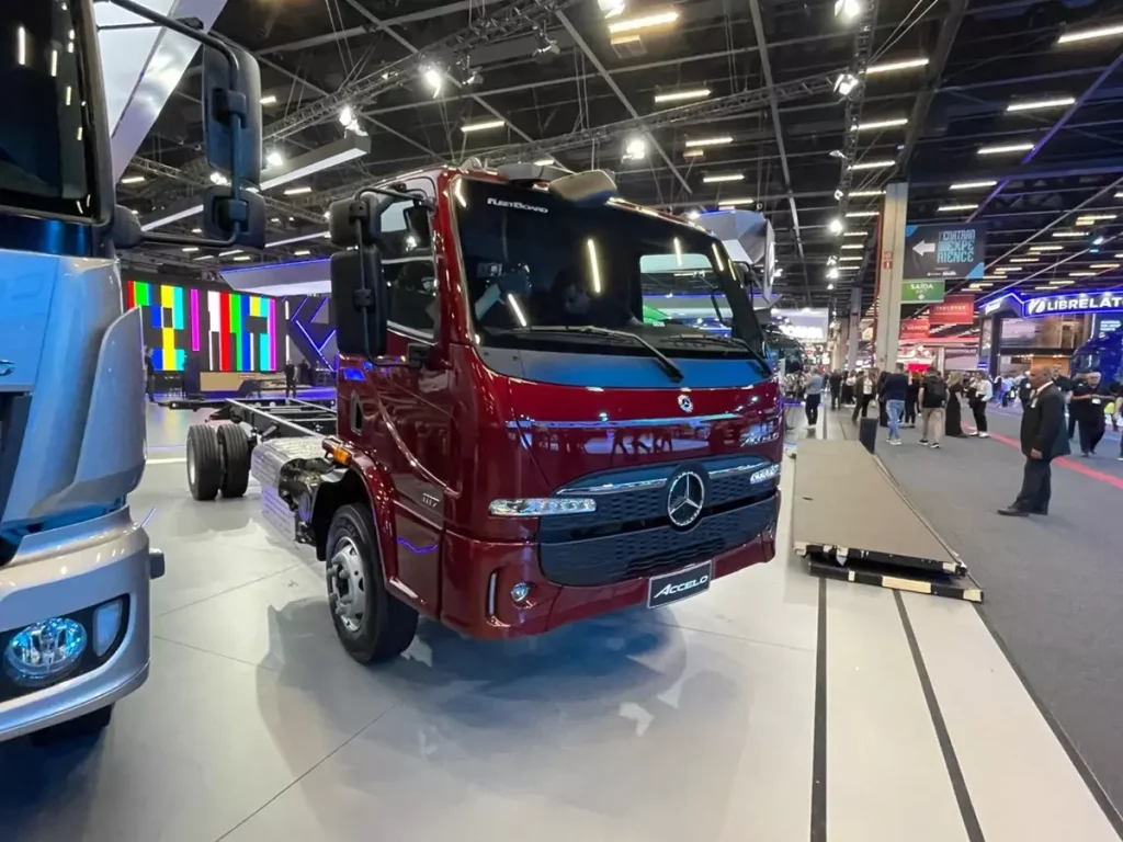 Mercedes-Benz Accelo 1117 2025