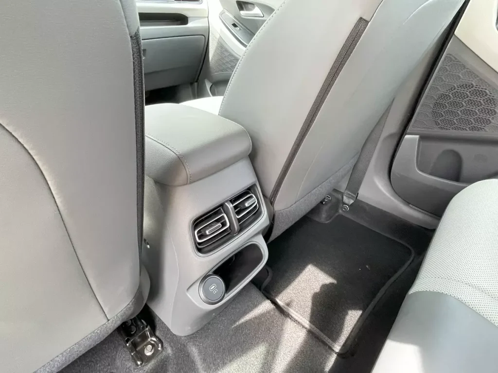 saída de ar-condicionado do Hyundai Creta Ultimate 2025