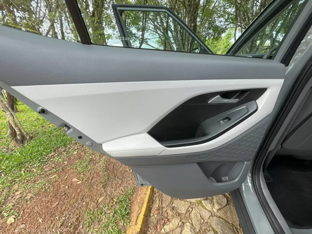 forro de porta traseiro esquerdo do Hyundai Creta Ultimate 2025