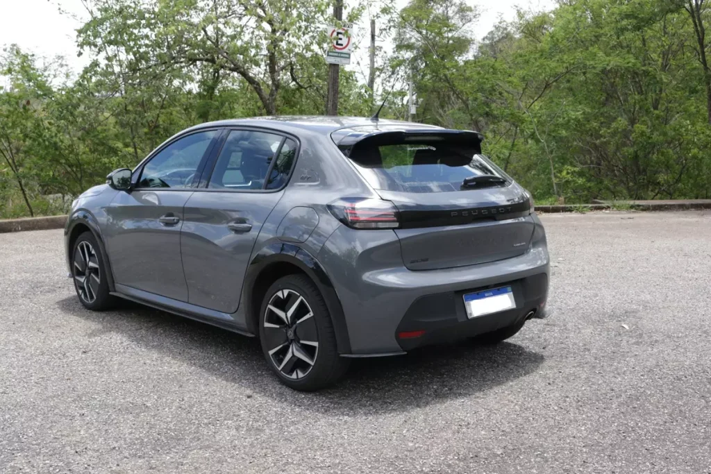Peugeot 208 GT 2025