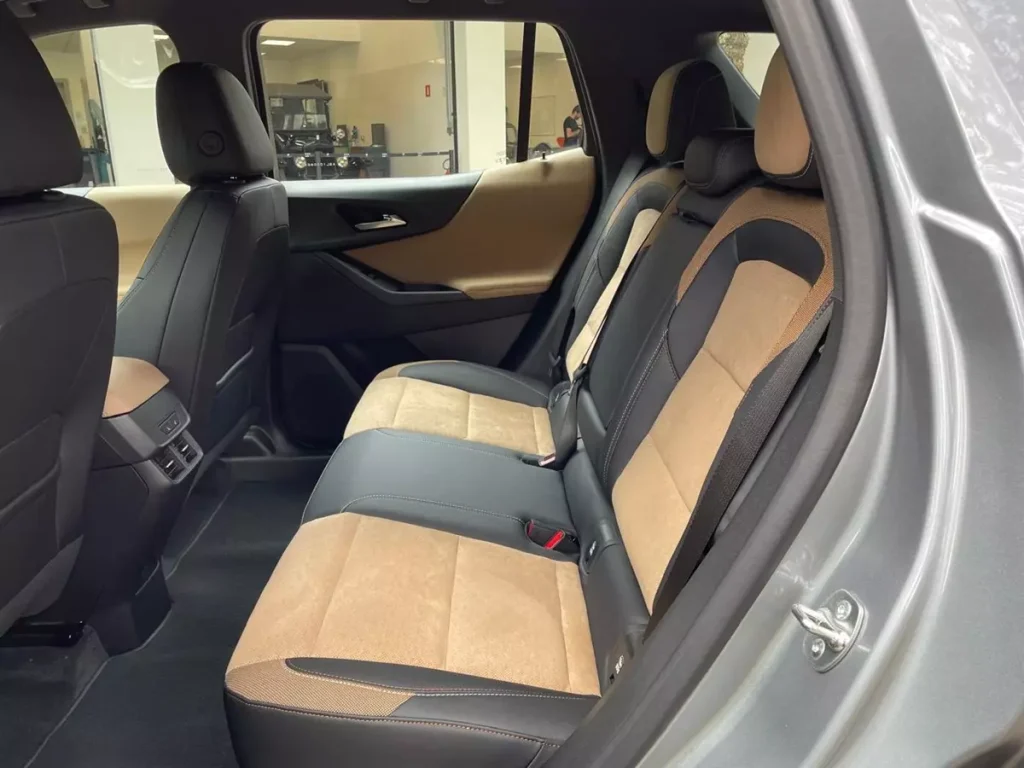 banco traseiro do Chevrolet Equinox Activ 2025