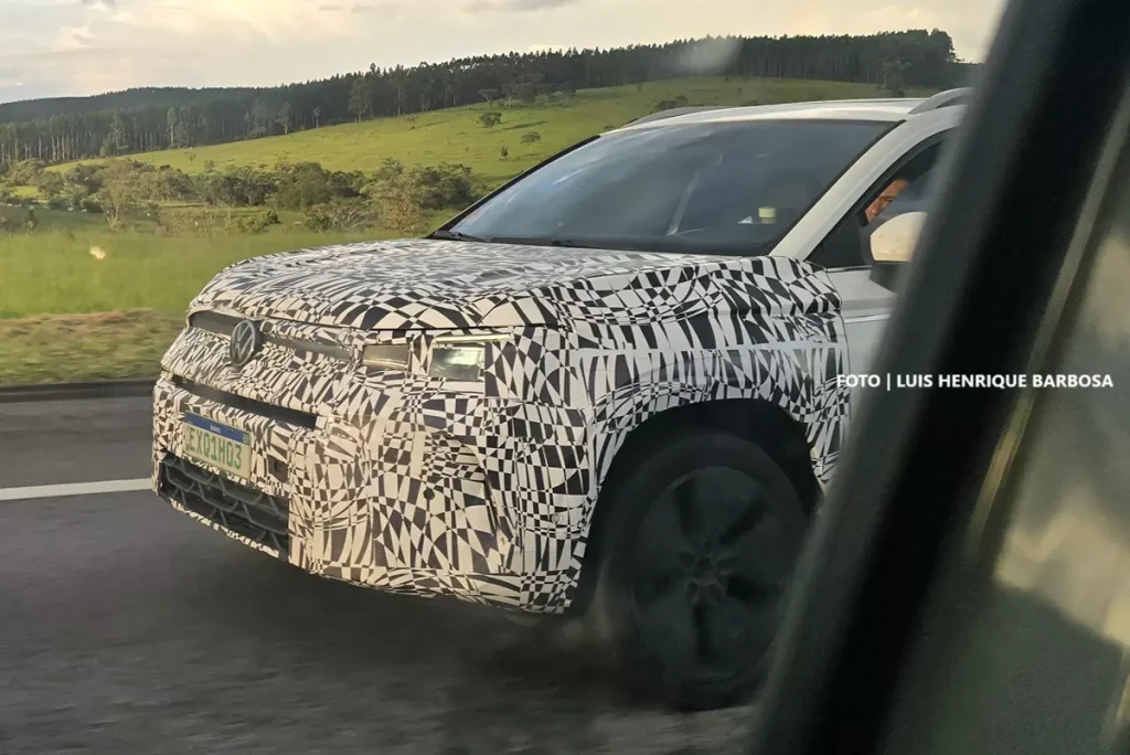 Flagra do novo VW Taos 2026