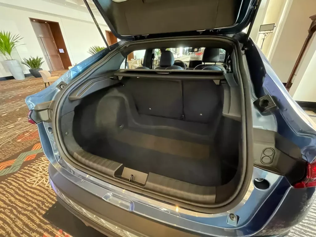 porta-malas do Fiat Fastback T200 Hybrid Impetus 2025