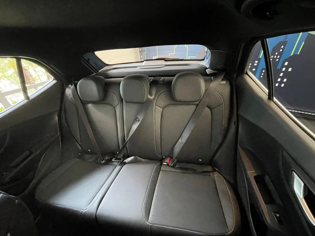 Banco traseiro do Fiat Fastback T200 Hybrid Impetus 2025