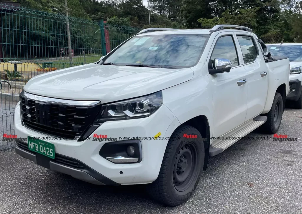Fiat Titano 2026 roda em testes com motor 2.2 Turbo Diesel da Rampage
