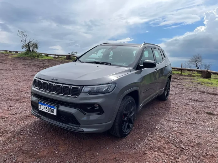 Jeep Compass BlackHawk 2025