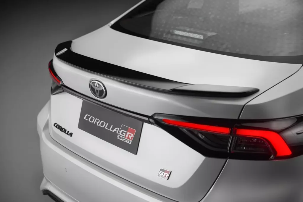 Detalhe da traseira do Novo Toyota Corolla GR-Sport 2025