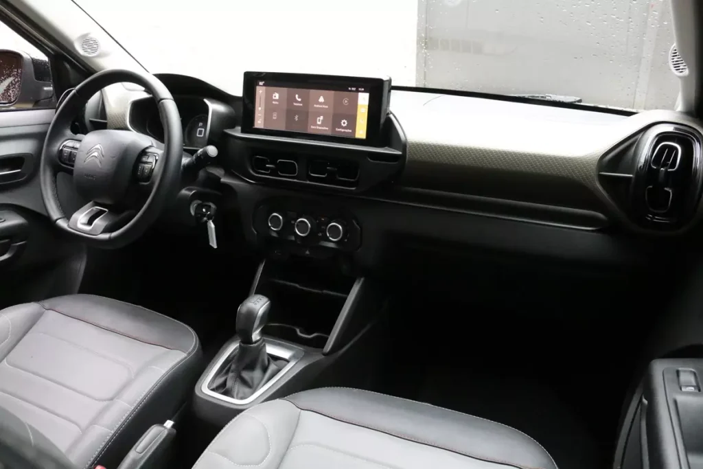 painel do Citroën C3 Aircross Shine 7 2024