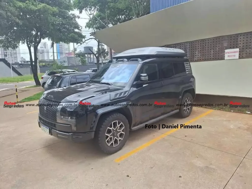 Flagra BYD Yangwang U8  