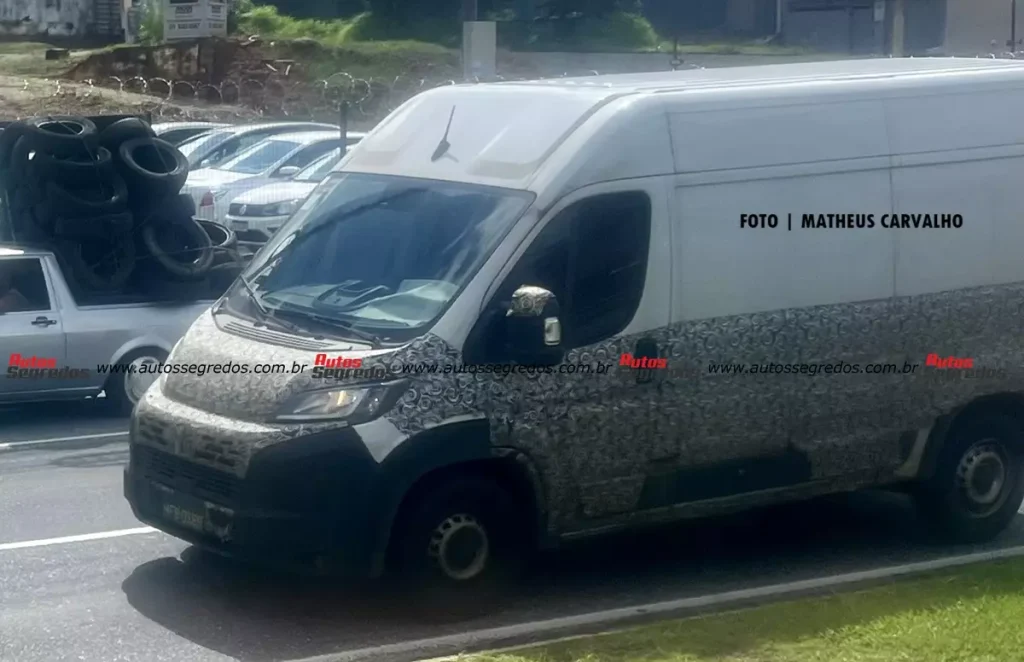 Flagra Fiat Ducato com câmbio automático de nove marchas da Toro