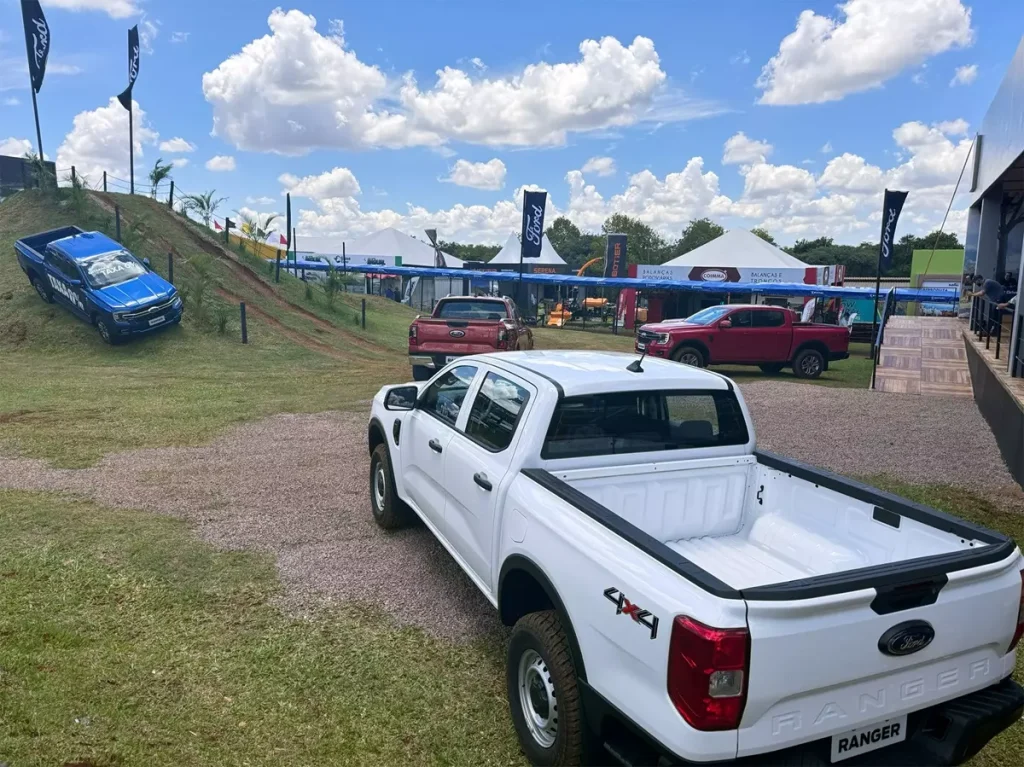 A Ford preparou uma mostra completa no Show Rural Coopavel, de 10 a 14 de fevereiro em Cascavel, PR, que abre o calendário nacional de grandes feiras do agronegócio. A linha de picapes, formada pela F-150, Maverick e Ranger nas versões XLS, XLT, Limited e Raptor, é o principal destaque.