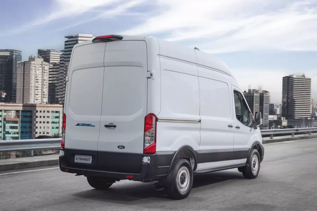 Ford E-transit Furgão 2026