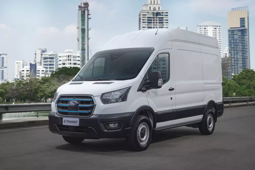 Ford E-transit Furgão 2026