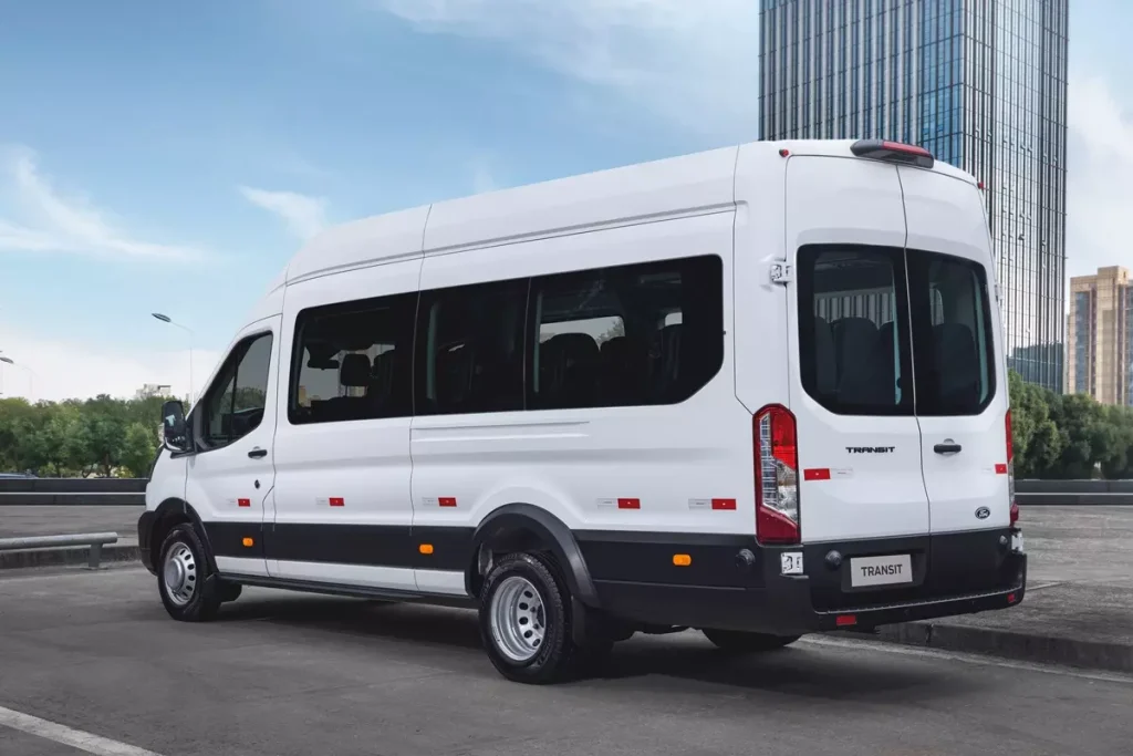 Ford Transit Bus 2025