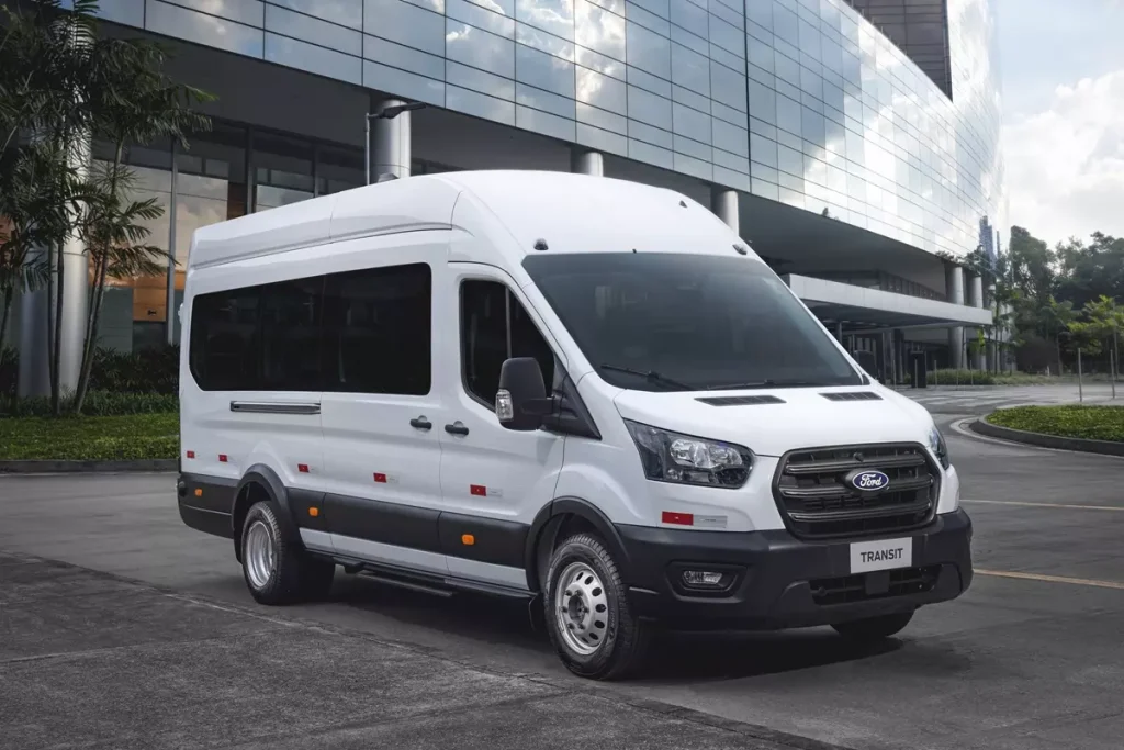 Ford Transit Bus 2026