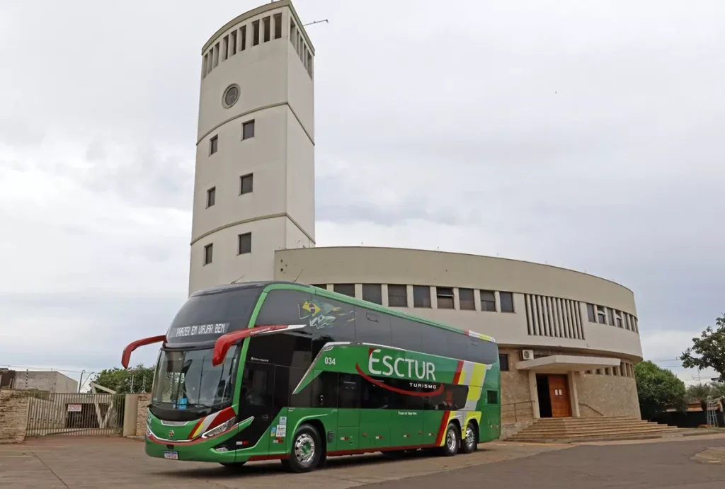 Volvo inicia a entrega de ônibus com a nova geração do Sistema de Segurança Ativa da marca