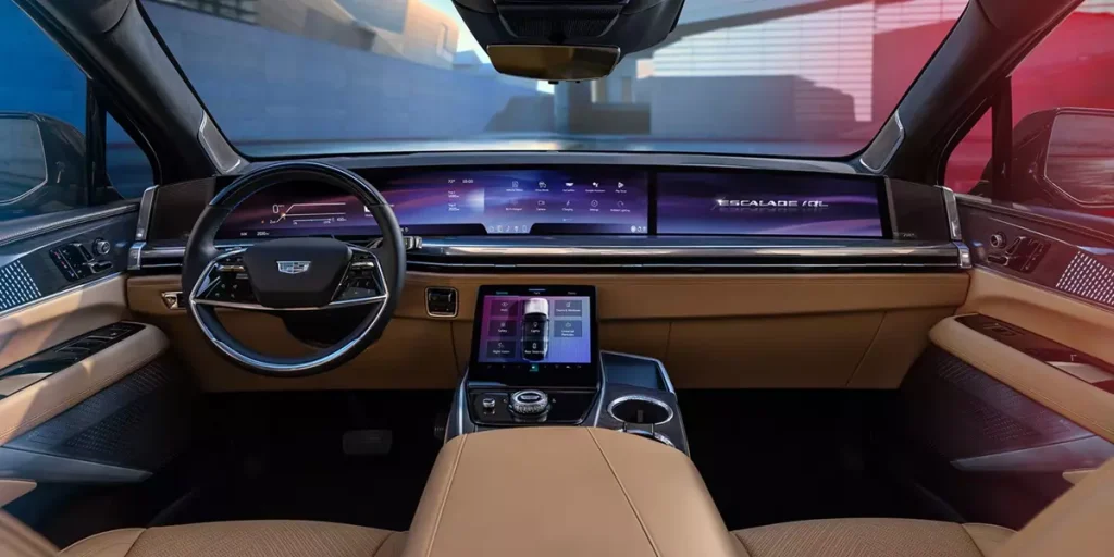 painel do Cadillac Escalade IQL 