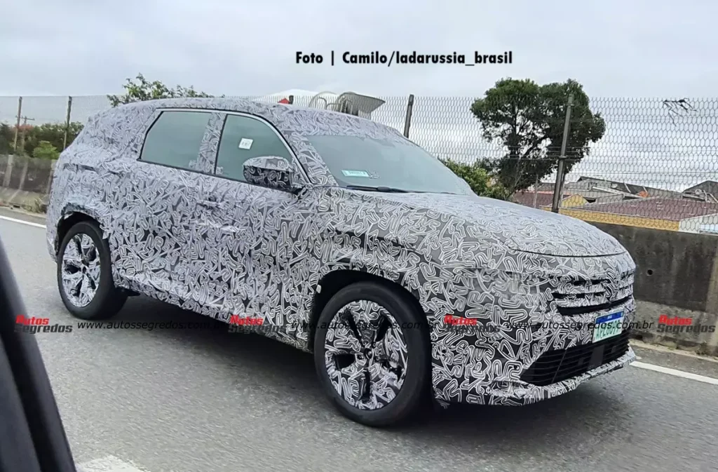 Flagra Novo Renault Boreal 2026 de frente